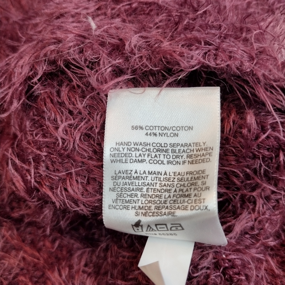 Express Sweater - Picture 6 of 8